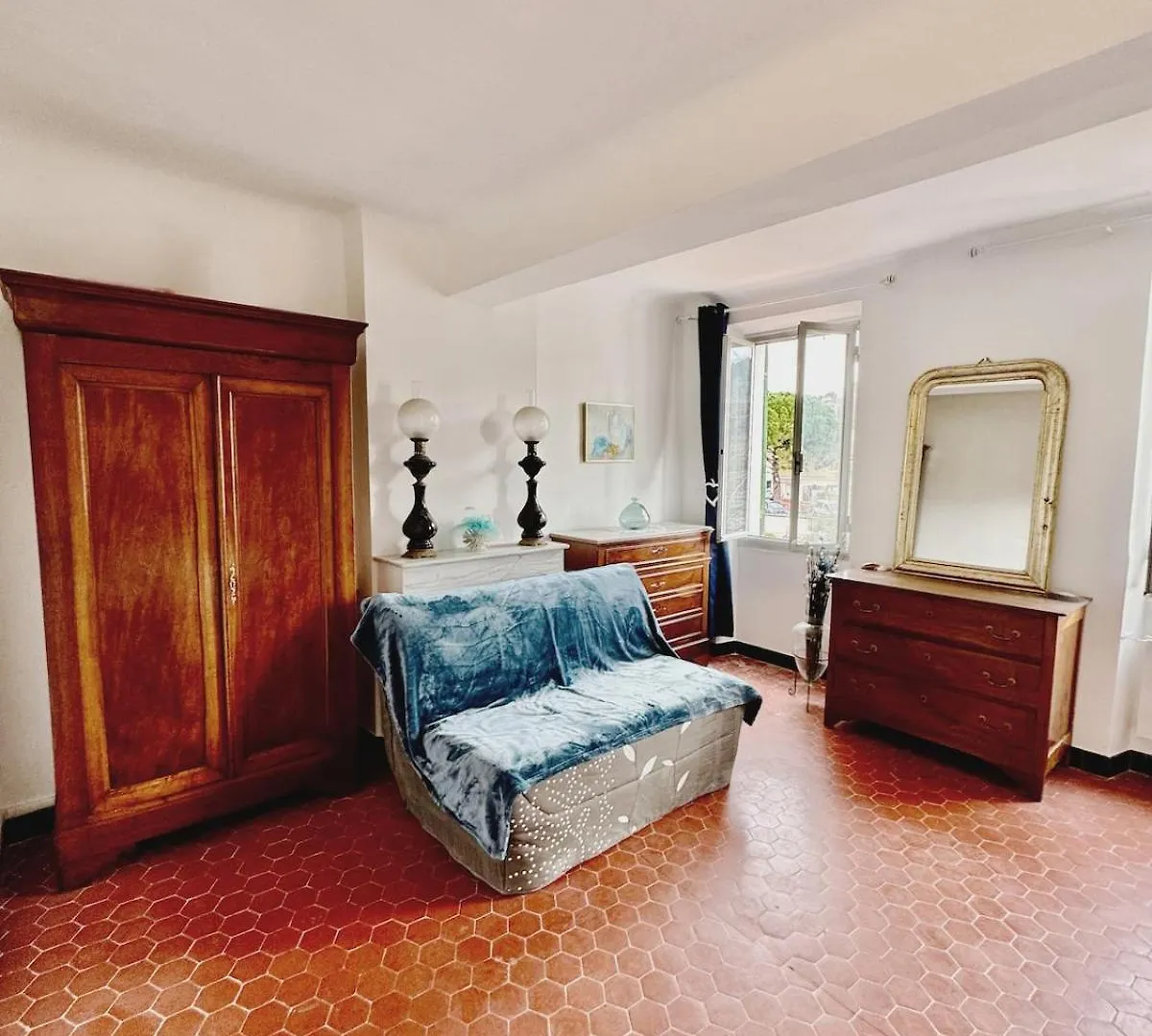 Holiday home Charmante Maison Provencale Sollies-Toucas