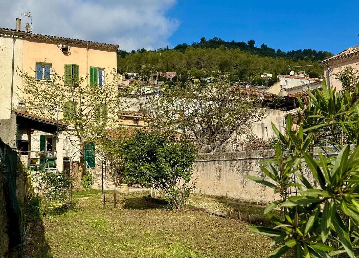 Charmante Maison Provencale Sollies-Toucas